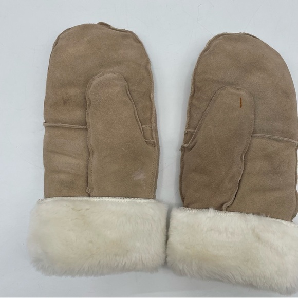 Brookestone Brown Suede Mittens - Picture 2 of 7